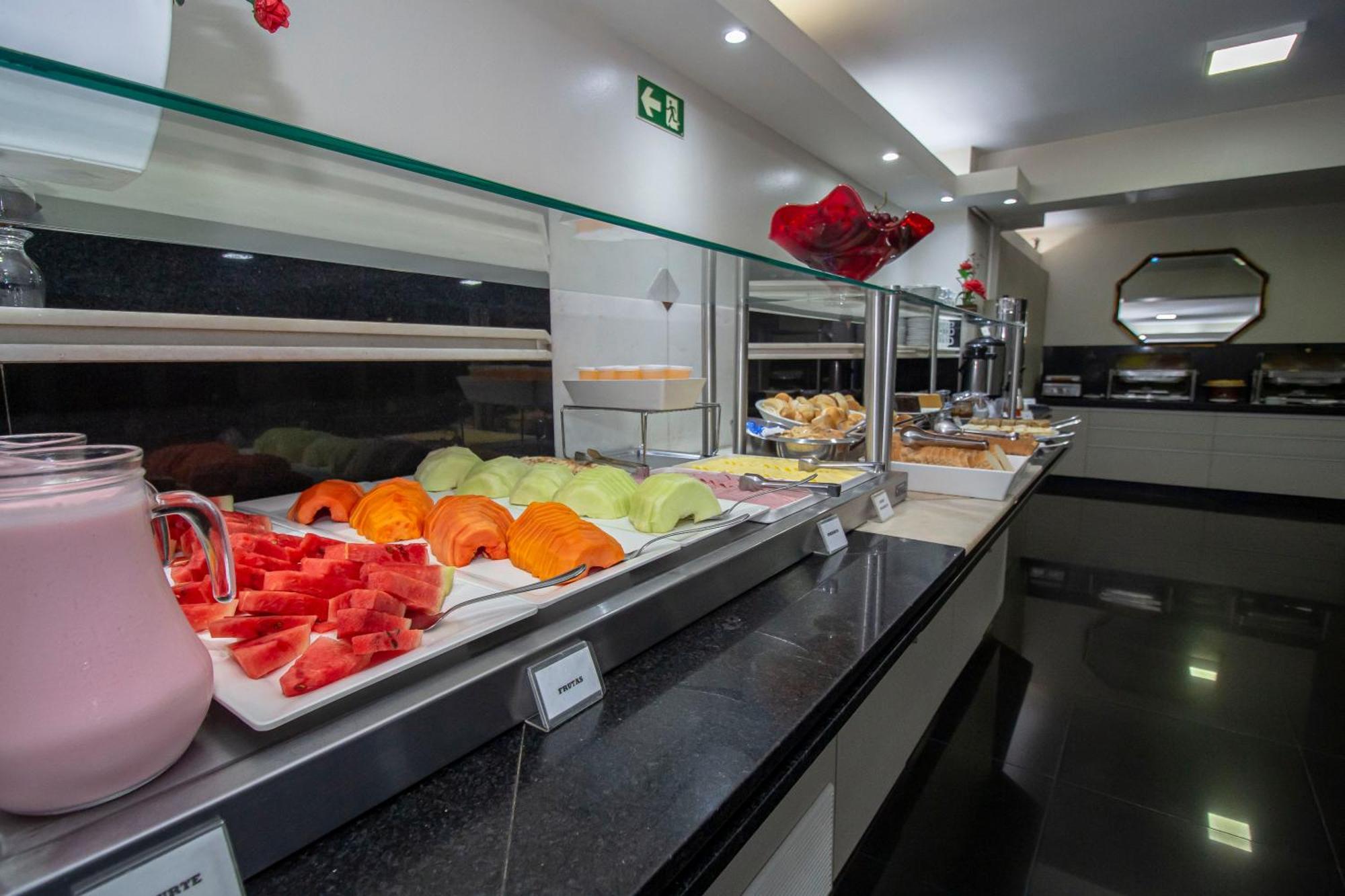 Hotel Nacional Inn Curitiba Torres Екстер'єр фото