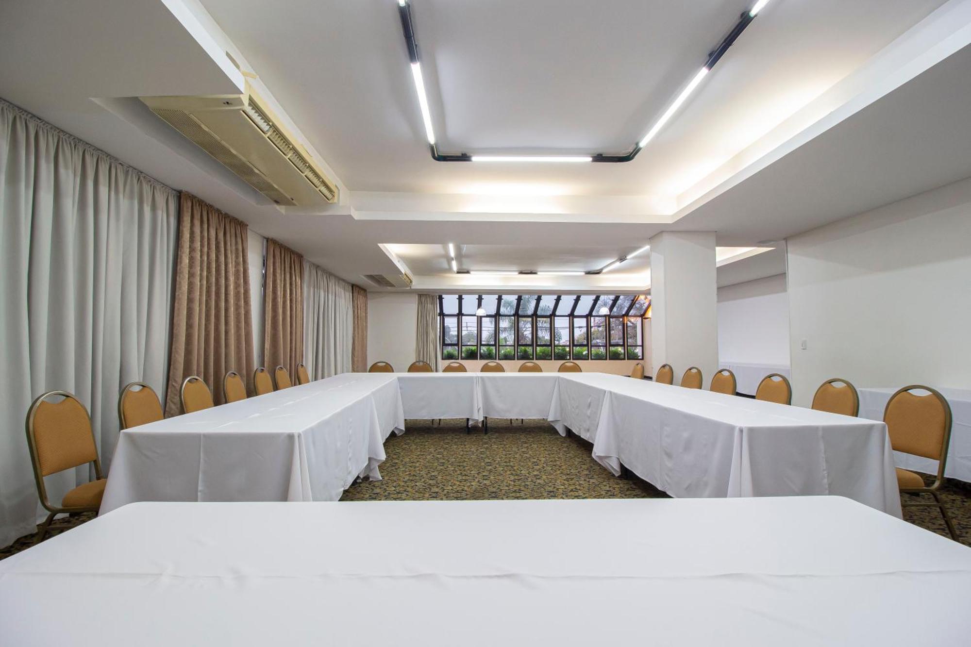 Hotel Nacional Inn Curitiba Torres Екстер'єр фото