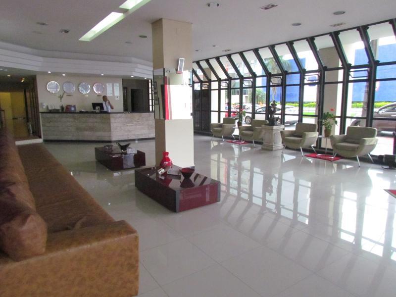 Hotel Nacional Inn Curitiba Torres Екстер'єр фото